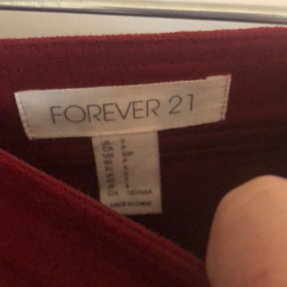 Mini skirt - Picture 3 of 3